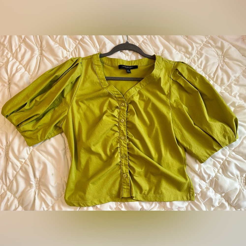 Marc New York Lime Green V-Neck Button Front Puff Sleeve Blouse